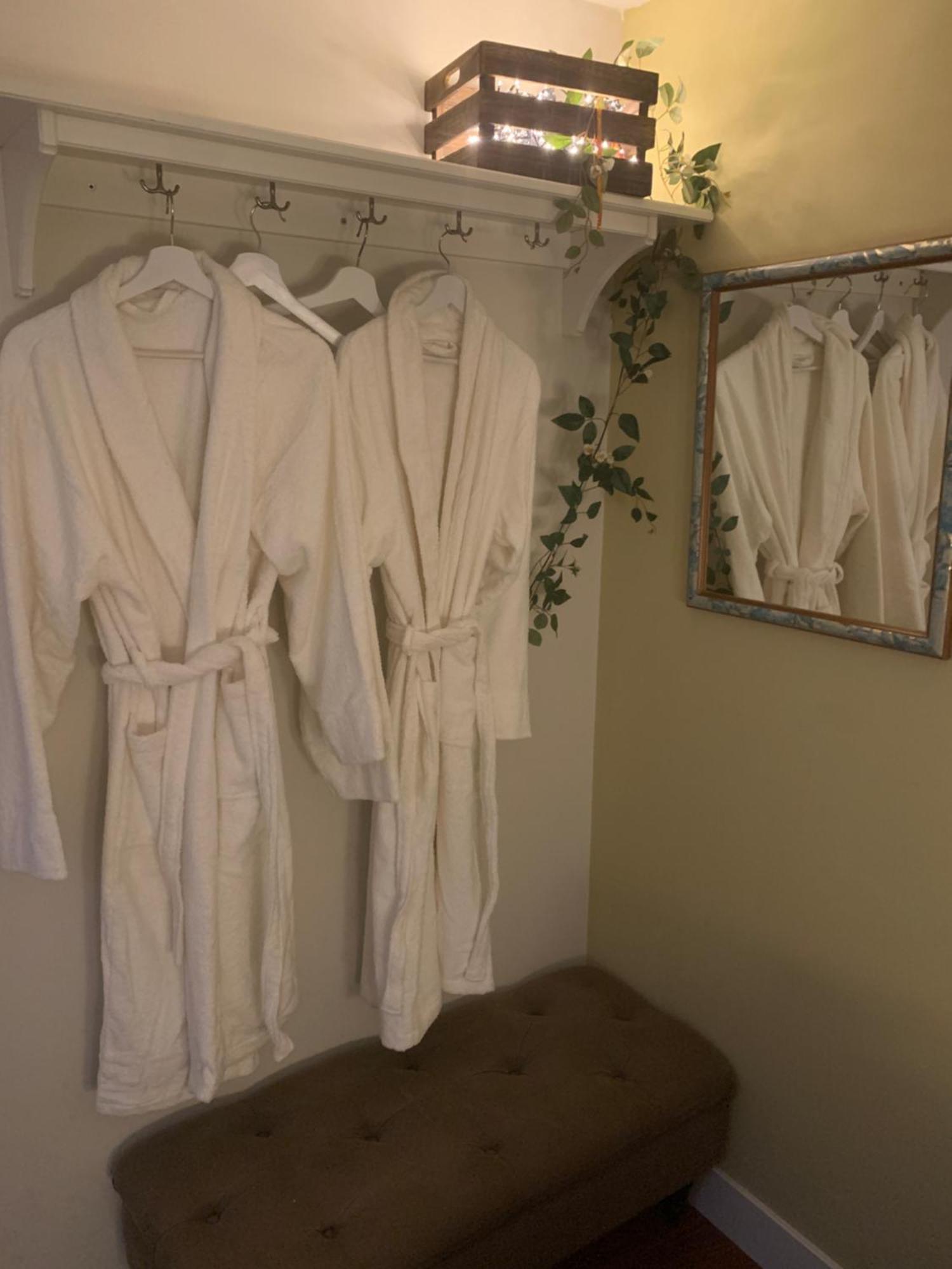 Romantisch Wellness Appartement Met Prive Hottub Sauna Gamesroom Den Ham Экстерьер фото